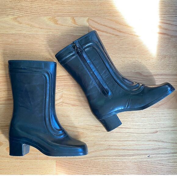 True VTG Black Rubber Heeled USA Made Boots By Pretties Originals Waterproof 6us - Picture 1 of 14